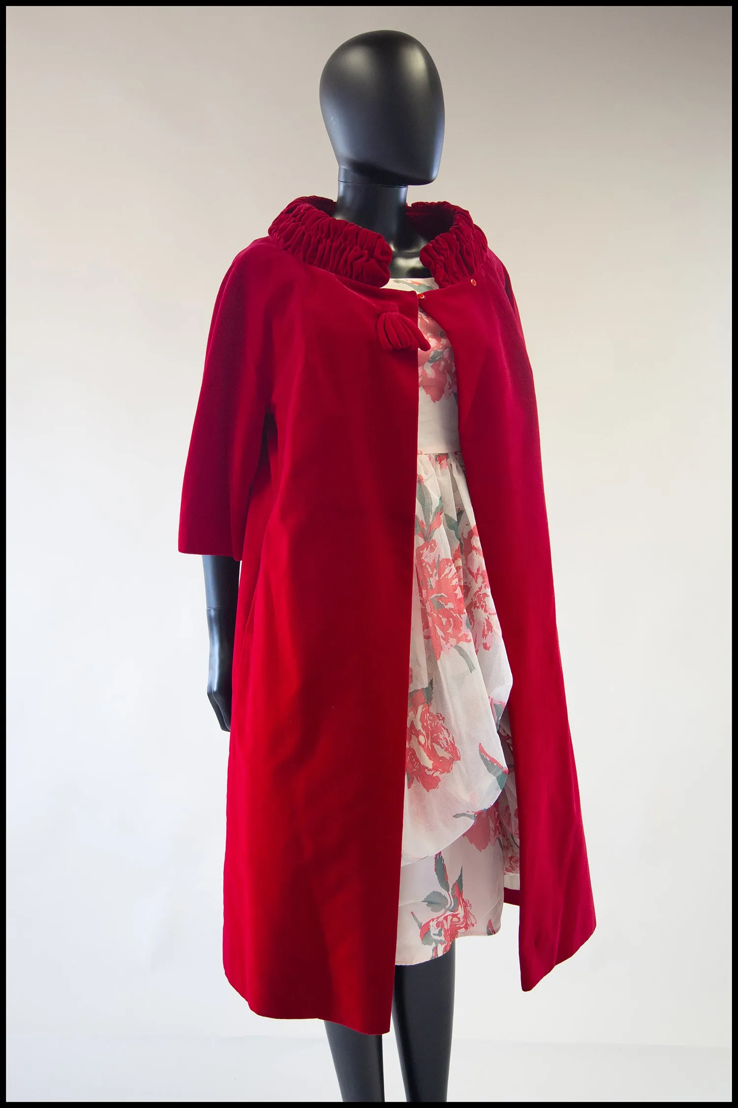 Vintage 1950s Red Velvet Evening Coat