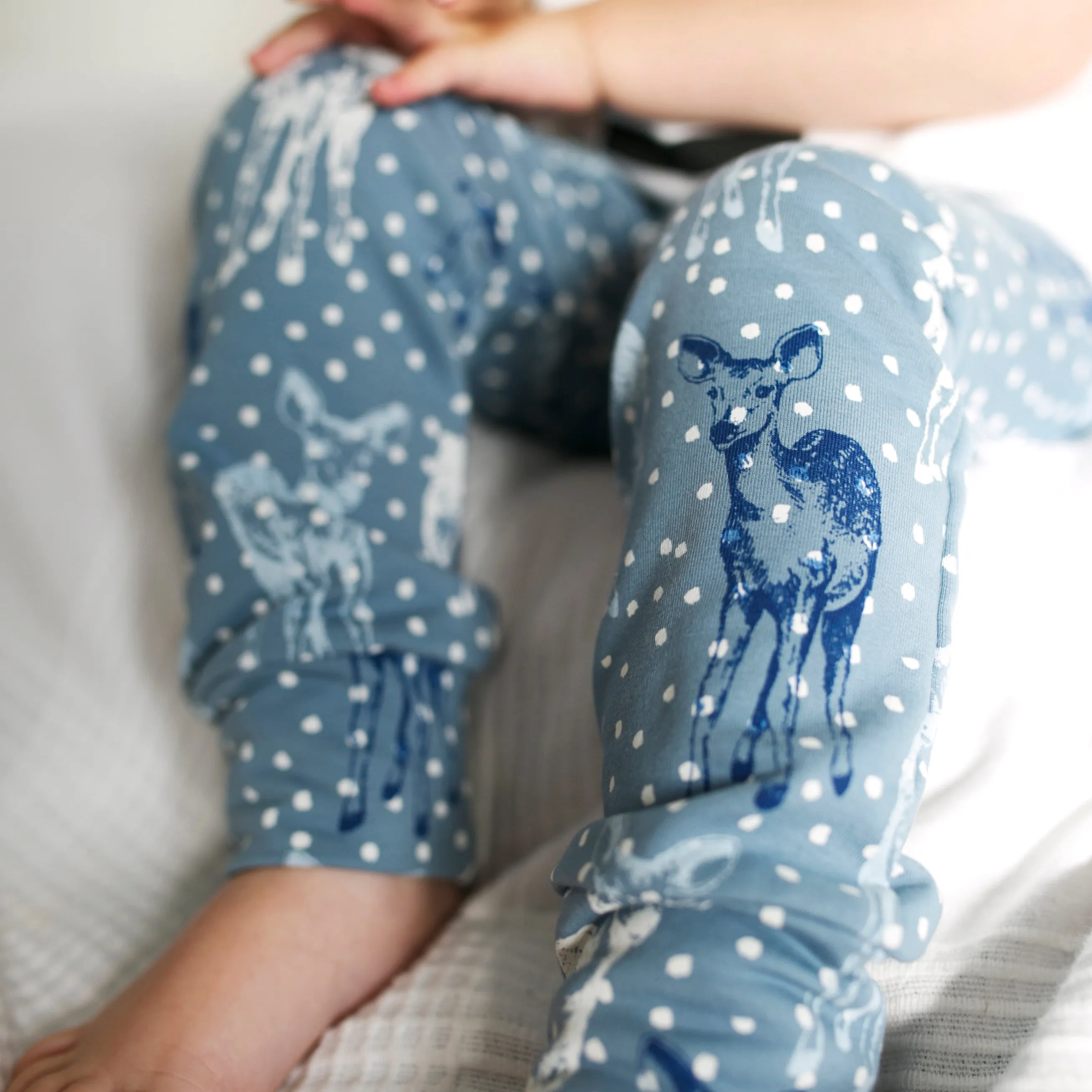 Warm Dotty Deer Leggings